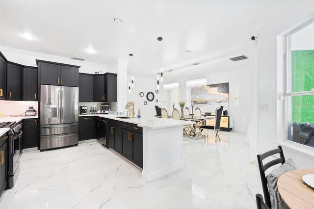 400 BROOKFIELD TERRACE, Deland, FL 32724