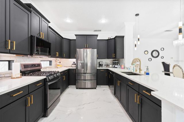 400 BROOKFIELD TERRACE, Deland, FL 32724