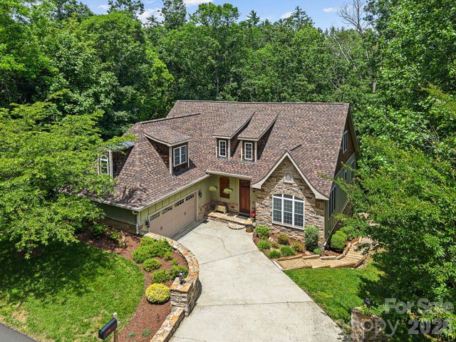421 Purple Finch Court, Arden, NC 28704