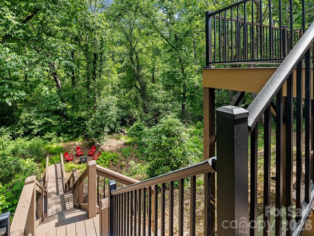 421 Purple Finch Court, Arden, NC 28704