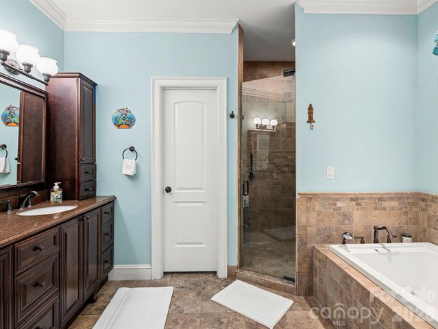 421 Purple Finch Court, Arden, NC 28704