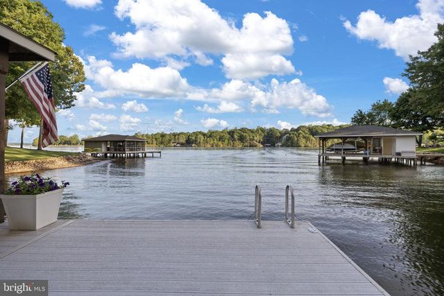 13422 BLACK WALNUT LN, Spotsylvania, VA 22551