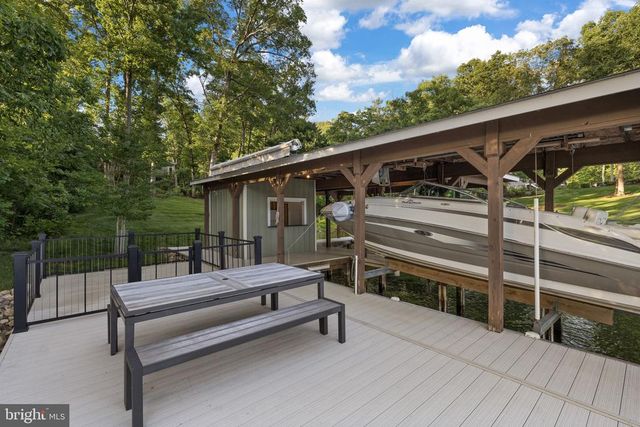 13422 BLACK WALNUT LN, Spotsylvania, VA 22551