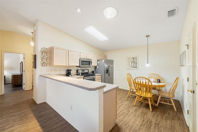 17300 SE 93RD HEYWARD AVENUE, The Villages, FL 32162