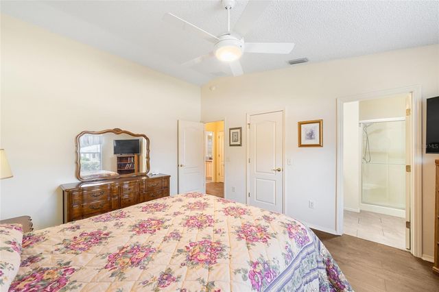 17300 SE 93RD HEYWARD AVENUE, The Villages, FL 32162
