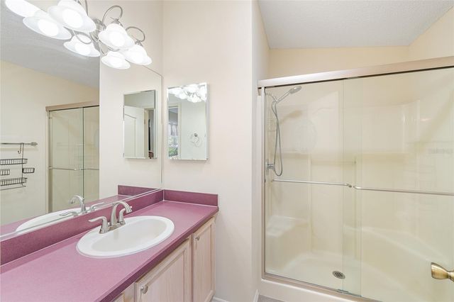 17300 SE 93RD HEYWARD AVENUE, The Villages, FL 32162