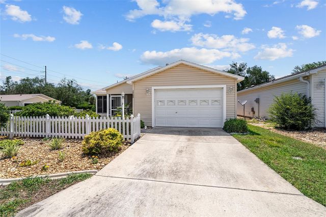 17300 SE 93RD HEYWARD AVENUE, The Villages, FL 32162