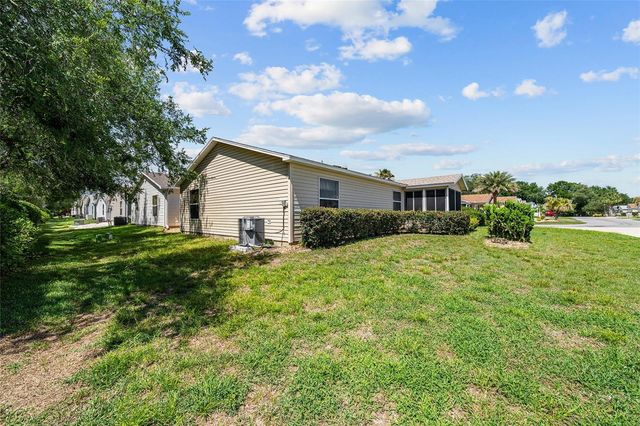 17300 SE 93RD HEYWARD AVENUE, The Villages, FL 32162