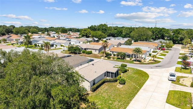 17300 SE 93RD HEYWARD AVENUE, The Villages, FL 32162