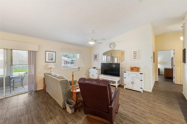 17300 SE 93RD HEYWARD AVENUE, The Villages, FL 32162