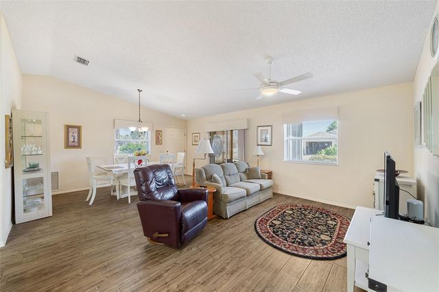 17300 SE 93RD HEYWARD AVENUE, The Villages, FL 32162
