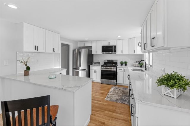 155 Birkshire Drive, Warwick, RI 02886