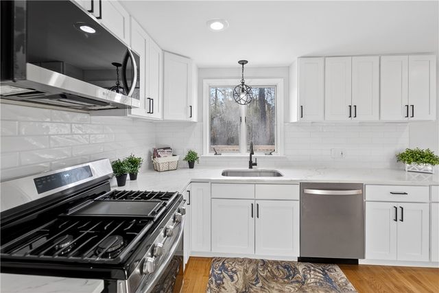 155 Birkshire Drive, Warwick, RI 02886