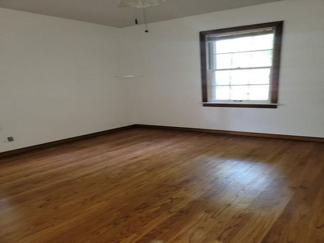 16 Southlawn Street, Saginaw, MI 48602