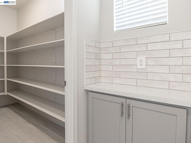 671 Channel Circle, Oakley, CA 94561