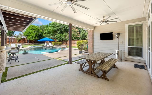 906 Hardage Lane, Colleyville, TX 76034