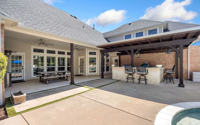 906 Hardage Lane, Colleyville, TX 76034