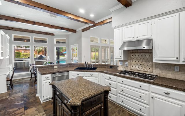 906 Hardage Lane, Colleyville, TX 76034