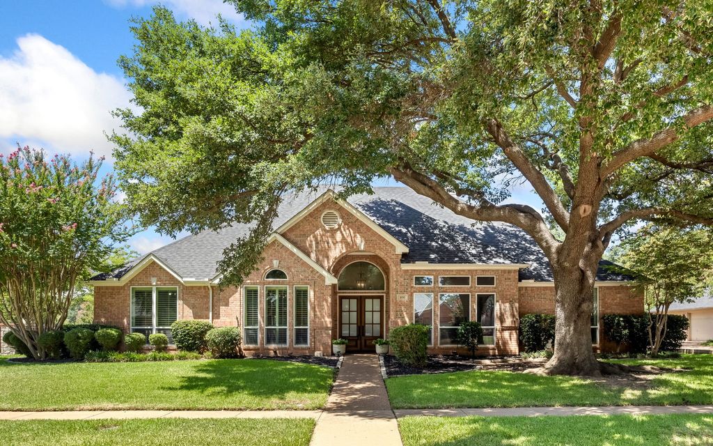 906 Hardage Lane, Colleyville, TX 76034