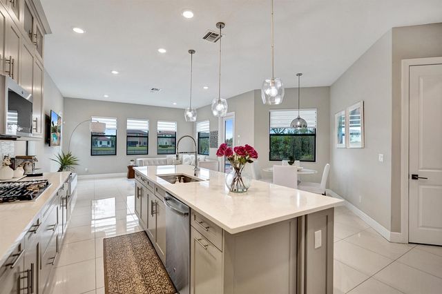 11965 S BAYPOINT Circle, Parkland, FL 33076