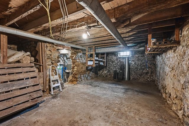 13371 S Van Kal Street, Schoolcraft, MI 49087