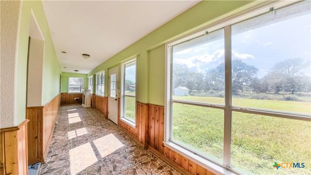 4491 County Road 382, Louise, TX 77455