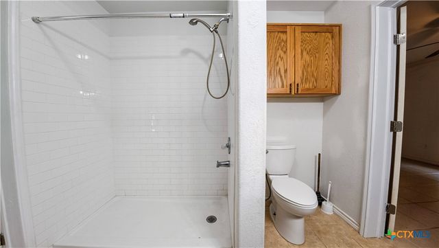 4491 County Road 382, Louise, TX 77455