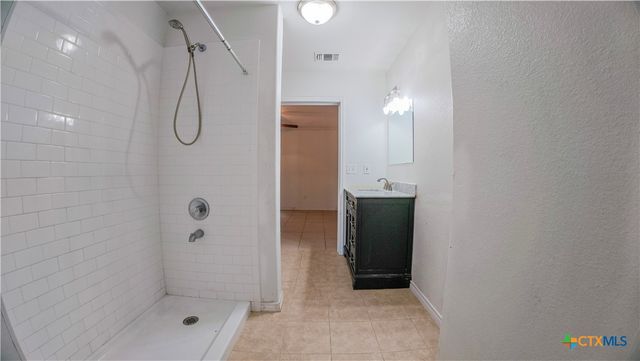 4491 County Road 382, Louise, TX 77455