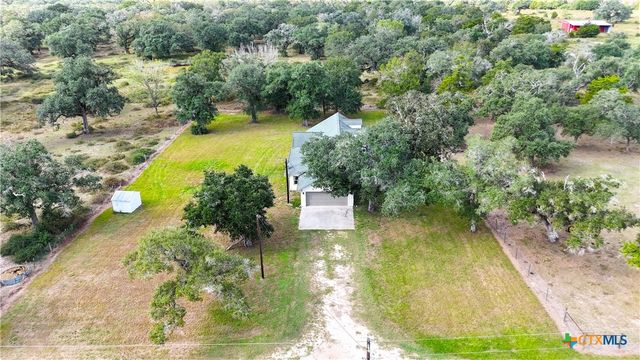 4491 County Road 382, Louise, TX 77455