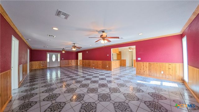 4491 County Road 382, Louise, TX 77455