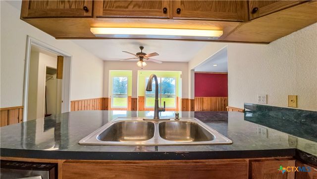 4491 County Road 382, Louise, TX 77455