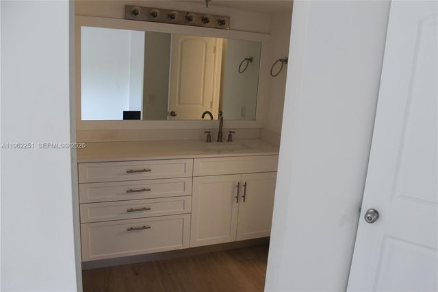 955 Egret Cir 310, Delray Beach, FL 33444