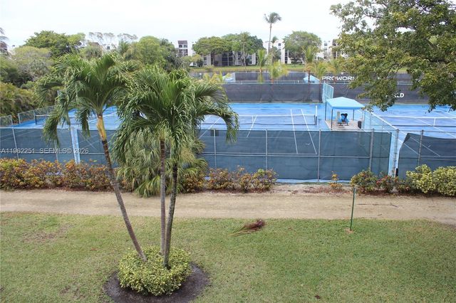 955 Egret Cir 310, Delray Beach, FL 33444