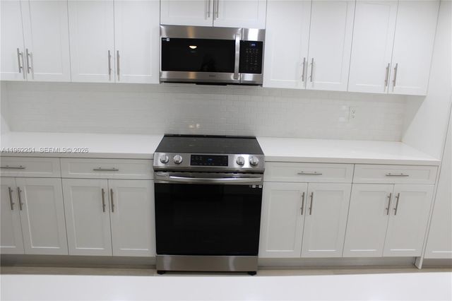 955 Egret Cir 310, Delray Beach, FL 33444