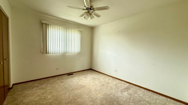 8514 161st Street, Tinley Park, IL 60487