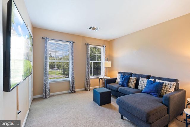 2193 CEDAR TREE LN, Waldorf, MD 20601