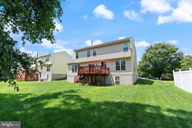 2193 CEDAR TREE LN, Waldorf, MD 20601
