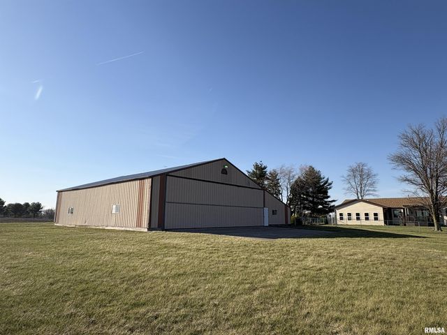 8854 Werner Road, New Berlin, IL 62670