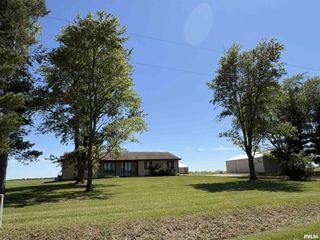 8854 Werner Road, New Berlin, IL 62670