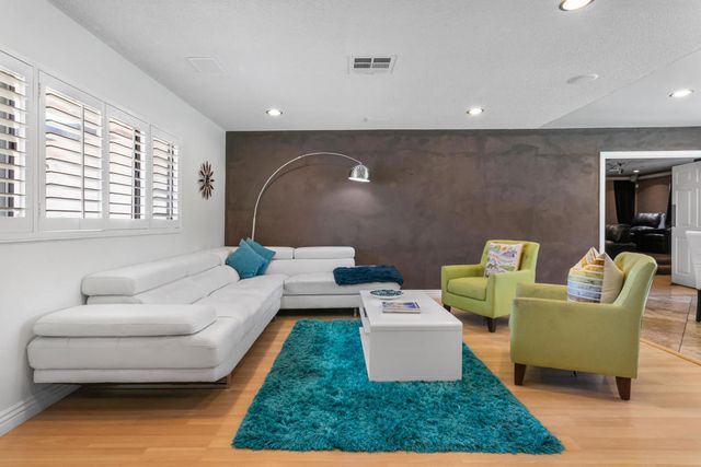 502 E Molino Road, Palm Springs, CA 92262