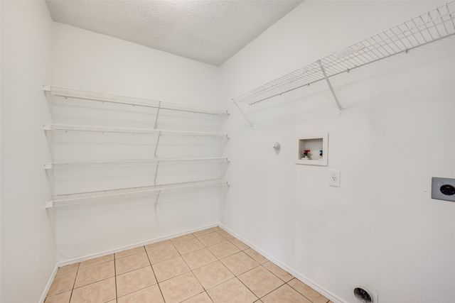 1629 Thornhill Lane, Little Elm, TX 75068