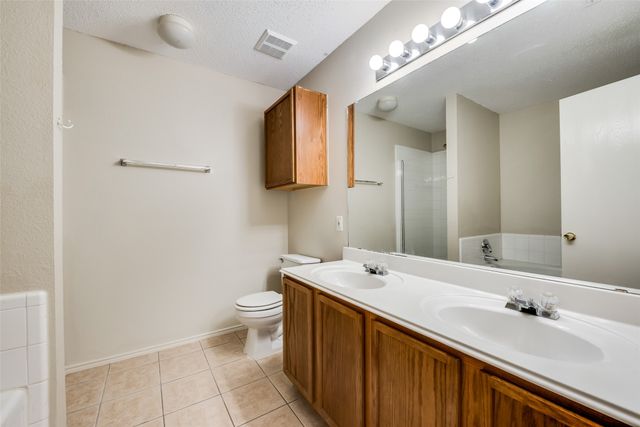 1629 Thornhill Lane, Little Elm, TX 75068
