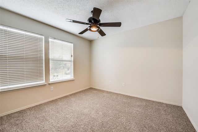 1629 Thornhill Lane, Little Elm, TX 75068