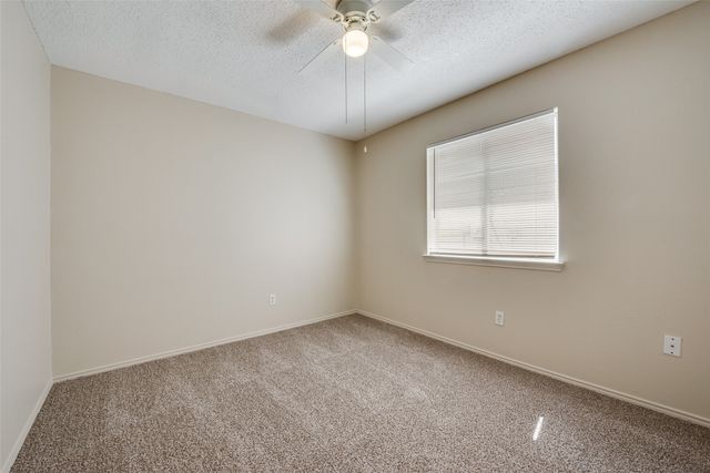 1629 Thornhill Lane, Little Elm, TX 75068
