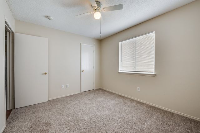 1629 Thornhill Lane, Little Elm, TX 75068
