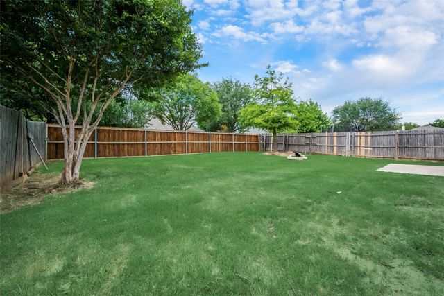 1629 Thornhill Lane, Little Elm, TX 75068