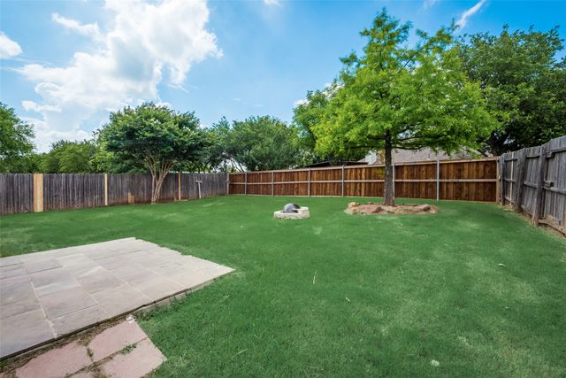 1629 Thornhill Lane, Little Elm, TX 75068