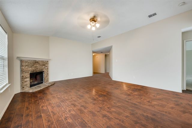 1629 Thornhill Lane, Little Elm, TX 75068