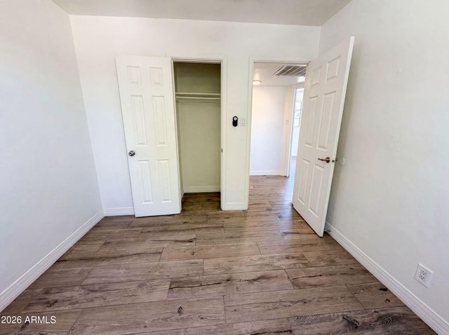 4505 W CLARENDON Avenue, Phoenix, AZ 85031