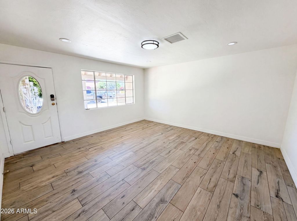 4505 W CLARENDON Avenue, Phoenix, AZ 85031 — photo 3